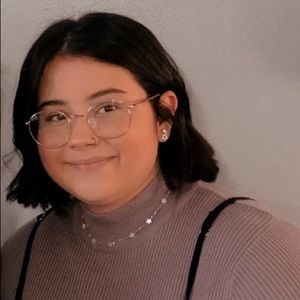 Meet your Posher, Estrella